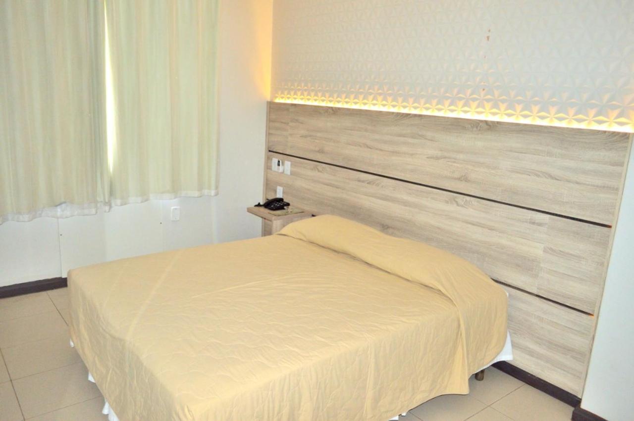 קורומבה Santa Monica Palace Hotel מראה חיצוני תמונה