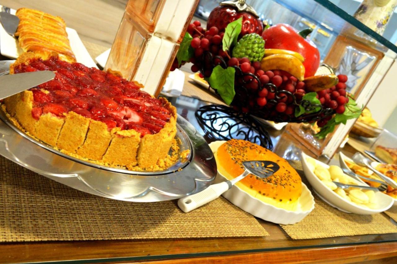 קורומבה Santa Monica Palace Hotel מראה חיצוני תמונה